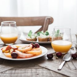 Orange Beef Kabobs with Grilled Fruit Recipe - Twój przepis Najlepsze przepisy w internecie - 3