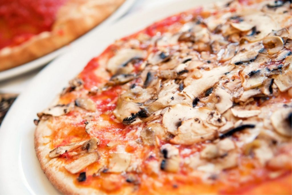 Pizza Funghi - Twój przepis Najlepsze przepisy w internecie - 1